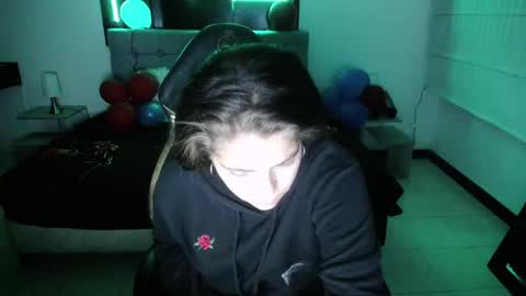 _kitten_1 online show from February 19, 2025, 7:06 am