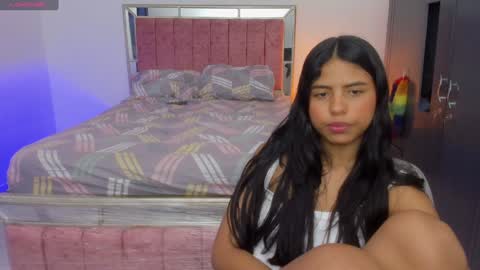 your favorite girl online show from December 16, 2024, 2:04 am