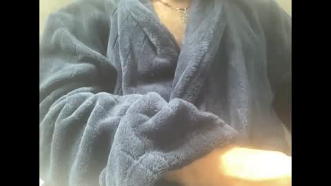 Kiwi online show from October 3, 2025, 9:01 pm