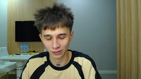 Snapshot of _kurt chatting on December 8, 2024, 7:11 pm Kurt online show from December 8, 2024, 7:11 pm