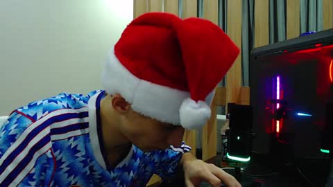 Snapshot of _kurt chatting on December 29, 2024, 9:20 pm Kurt online show from December 29, 2024, 9:20 pm