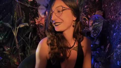 Lady Luna online show from July 12, 2026, 12:01 am