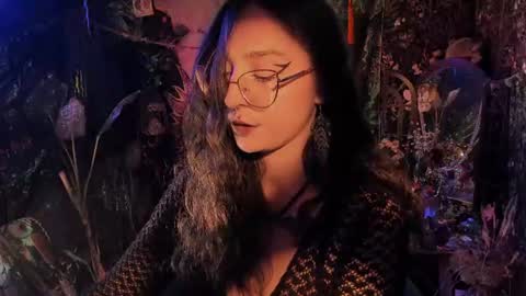 Lady Luna online show from July 24, 2026, 12:08 am