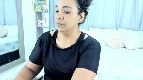 NAILHA SAJANI  online show from December 7, 2024, 12:02 pm