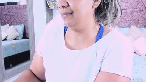 NAILHA SAJANI  online show from February 4, 2025, 11:49 am