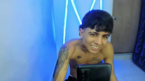 _latinhot_420 online show from March 31, 2026, 8:42 pm