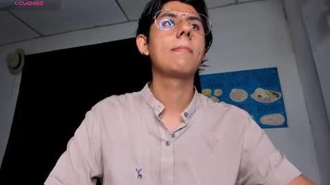 Snapshot of _latinsexy chatting on June 21, 2026, 12:24 am _latinsexy online show from June 21, 2026, 12:24 am