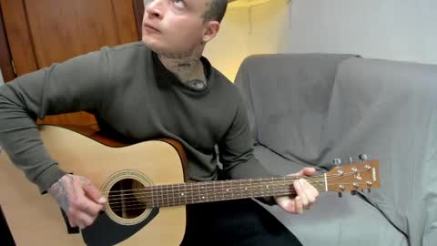 Layne online show from April 5, 2026, 3:53 pm