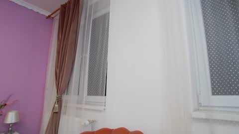 Snapshot of _lenapaul_ chatting on February 5, 2025, 2:51 am Lena Paul online show from February 5, 2025, 2:51 am