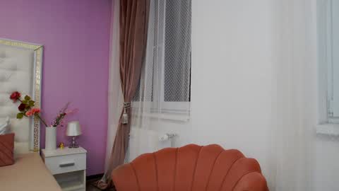 Snapshot of _lenapaul_ chatting on February 7, 2025, 2:29 am Lena Paul online show from February 7, 2025, 2:29 am