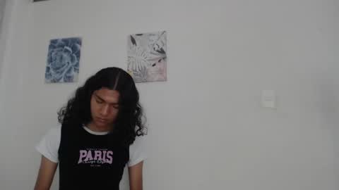 _lexx1e online show from February 17, 2025, 5:32 pm