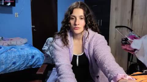 Lindasy online show from December 14, 2025, 12:27 am