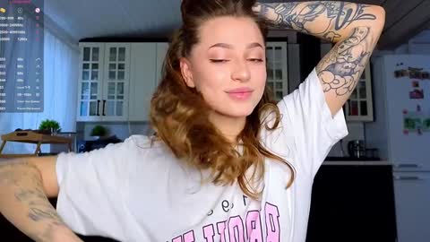 Snapshot of _lisaalisa_ chatting on January 11, 2025, 12:18 pm Alice online show from January 11, 2025, 12:18 pm