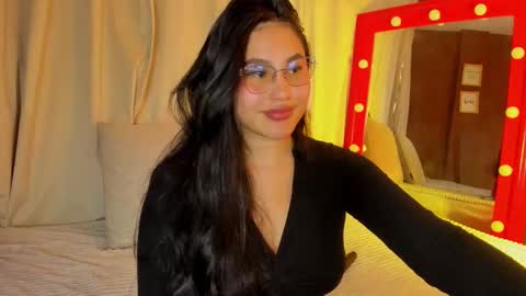 Ivy 3 online show from February 5, 2026, 7:40 pm