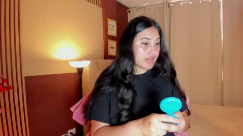 Ivy 3 online show from March 17, 2026, 7:17 pm