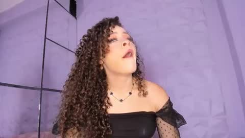 Anna online show from October 11, 2025, 1:42 pm