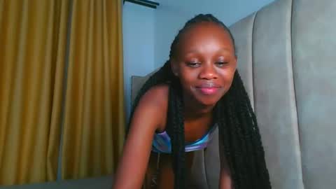 Littlevenus online show from October 9, 2025, 2:20 am