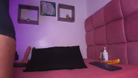 Lorrayne online show from February 21, 2025, 11:55 am