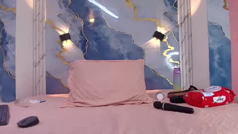 Lorrayne online show from September 10, 2025, 12:16 pm