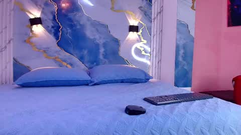 Lorrayne online show from October 22, 2025, 12:05 pm