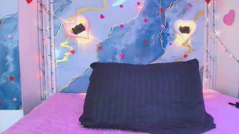 Snapshot of _lorrayne_ chatting on February 19, 2026, 12:12 pm Lorrayne online show from February 19, 2026, 12:12 pm