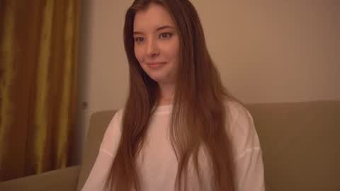 Snapshot of _lovelyen chatting on September 18, 2025, 1:40 am Alice online show from September 18, 2025, 1:40 am