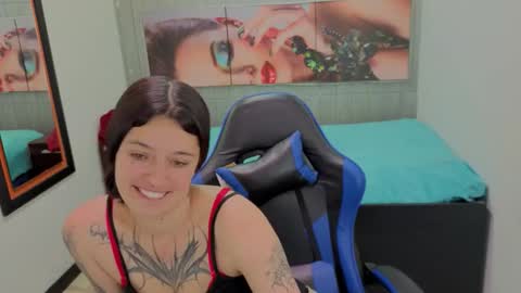 Lucia online show from February 14, 2026, 7:10 pm