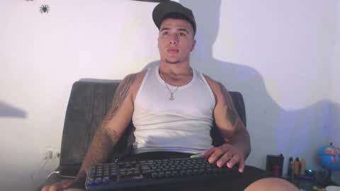 STIVEN online show from February 14, 2025, 5:51 am