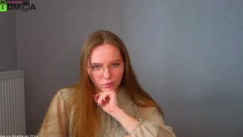 Snapshot of _lysafeta_ chatting on February 26, 2025, 10:04 am Welcome guys  Pleasure to see you all here  My name is Lysafeta and MichaelaTip menu is active Private is open  online show from February 26, 2025, 10:04 am