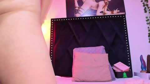 Snapshot of _marcela__ chatting on February 16, 2026, 12:23 pm _marcela__ online show from February 16, 2026, 12:23 pm