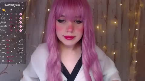 Snapshot of _marcelline_ chatting on January 7, 2025, 8:24 am Kira online show from January 7, 2025, 8:24 am