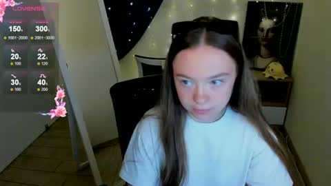 Snapshot of _margoqueen_ chatting on June 30, 2026, 6:03 am Margo online show from June 30, 2026, 6:03 am