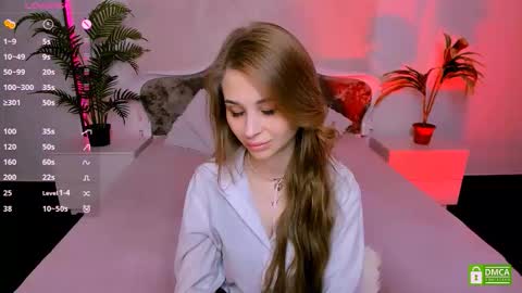 Eva  online show from September 15, 2025, 9:59 pm