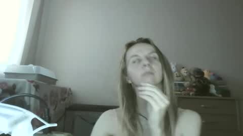 Snapshot of _mari_so chatting on June 25, 2026, 11:48 am Scarlett online show from June 25, 2026, 11:48 am