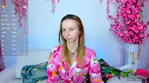 Snapshot of _mari_so chatting on July 26, 2026, 1:29 pm Scarlett online show from July 26, 2026, 1:29 pm