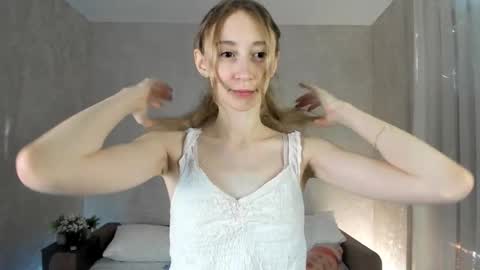 Snapshot of _marvelous_time_ chatting on October 26, 2025, 4:29 am Gwen online show from October 26, 2025, 4:29 am