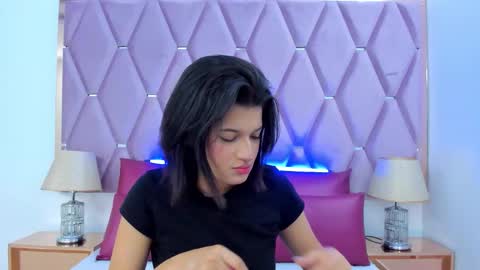 Nahayo  online show from November 13, 2025, 12:04 pm