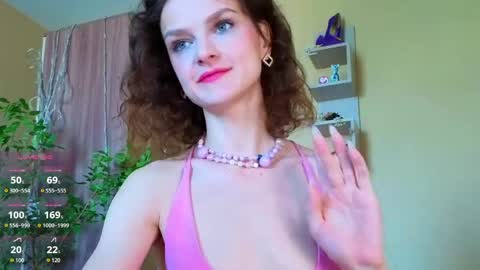 Snapshot of _masterpiece__ chatting on June 8, 2026, 3:51 am Sophia online show from June 8, 2026, 3:51 am