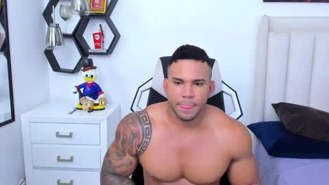 _matthew_santos_ online show from January 26, 2025, 3:06 am