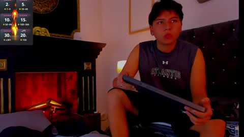 _maximo_1 online show from June 18, 2026, 12:53 pm