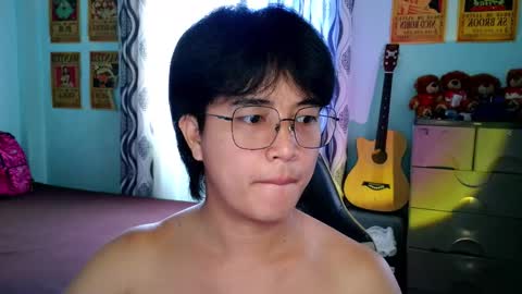 Snapshot of _maxurbate chatting on December 22, 2025, 3:58 am MAX Dont forget to follow online show from December 22, 2025, 3:58 am