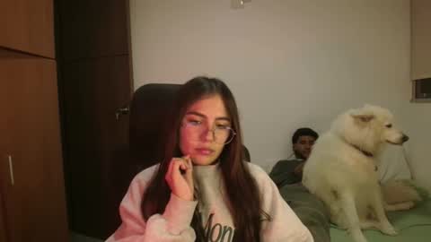 max and abby online show from May 26, 2026, 2:07 am