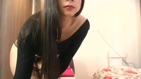 Snapshot of _mia_angel17 chatting on June 2, 2026, 6:54 pm MIA online show from June 2, 2026, 6:54 pm