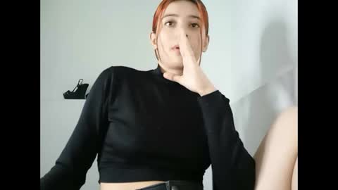 Mia-foster online show from December 7, 2024, 1:47 am