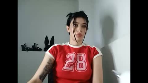 Mia-foster online show from February 10, 2025, 12:52 am