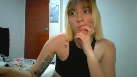 Snapshot of _mia_foster1 chatting on May 7, 2026, 9:09 pm Mia-foster online show from May 7, 2026, 9:09 pm