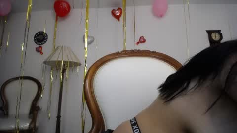 Snapshot of _miaaleon chatting on February 8, 2025, 6:12 pm Mia online show from February 8, 2025, 6:12 pm