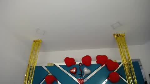 Snapshot of _miaaleon chatting on February 11, 2025, 7:05 pm Mia online show from February 11, 2025, 7:05 pm