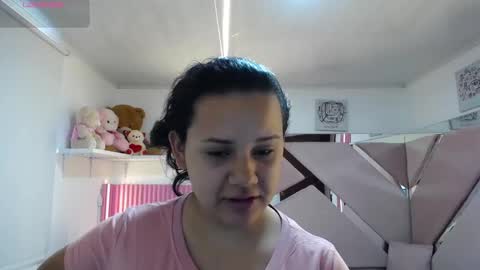  Mia  online show from January 13, 2026, 12:43 pm