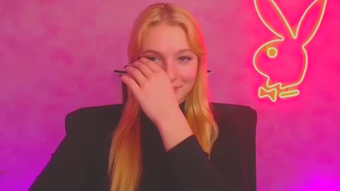 Melanie online show from January 11, 2025, 12:29 pm